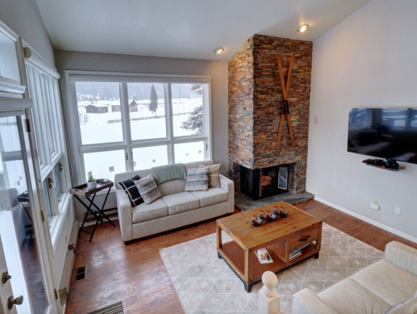 Copper MTN East Village Pet Friendly townhome